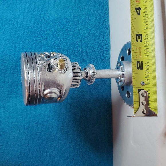 NEW Piston Man Art Deco Statue with Gear Body - Picture 7 of 8